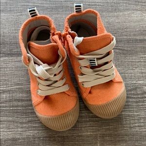 Boys Zip Up Shoes